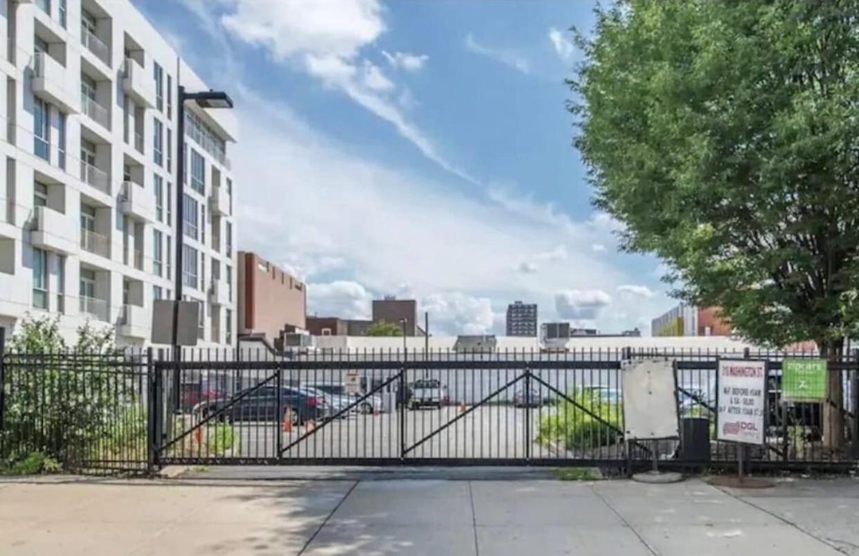 Rhythm & Blues Free Park 2Bd-2Bth Near Ewr-Penn-Prudential Apartment Newark Exterior photo